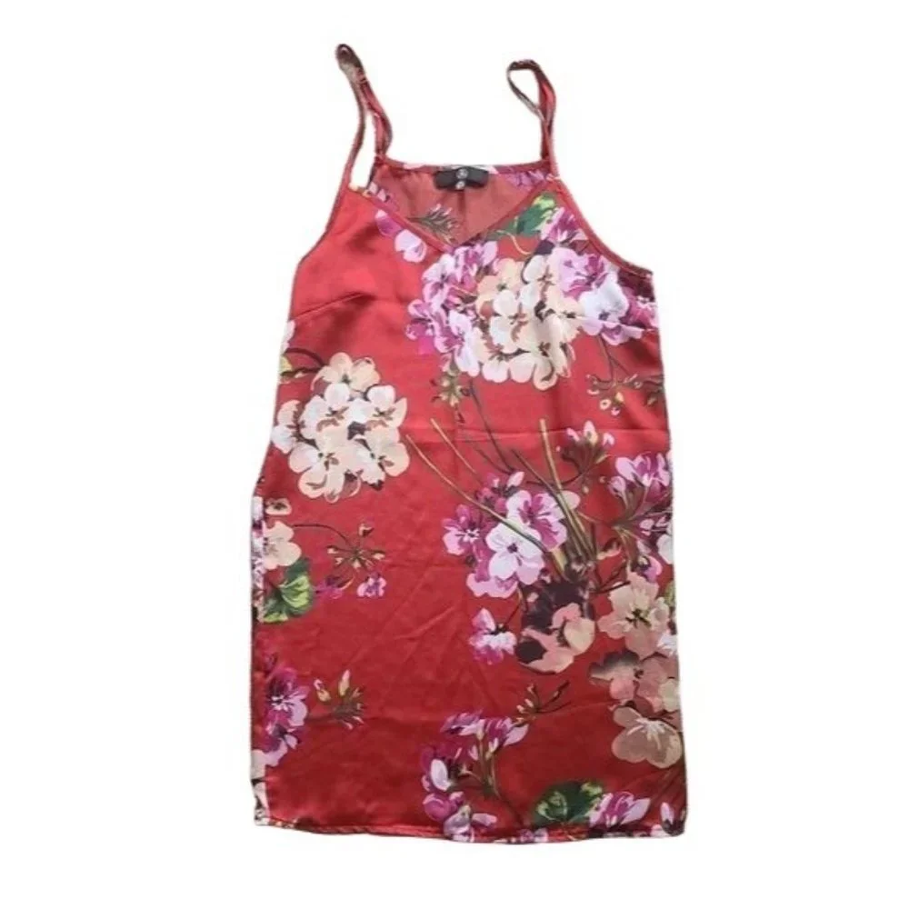Missguided Red Floral Cami Dress - Picture 3 of 9